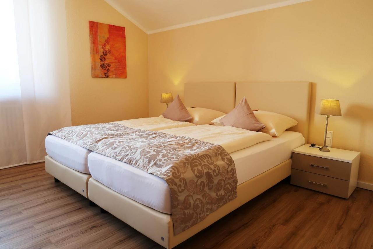 Hotel Garni Bellevue Bad Fussing Bagian luar foto