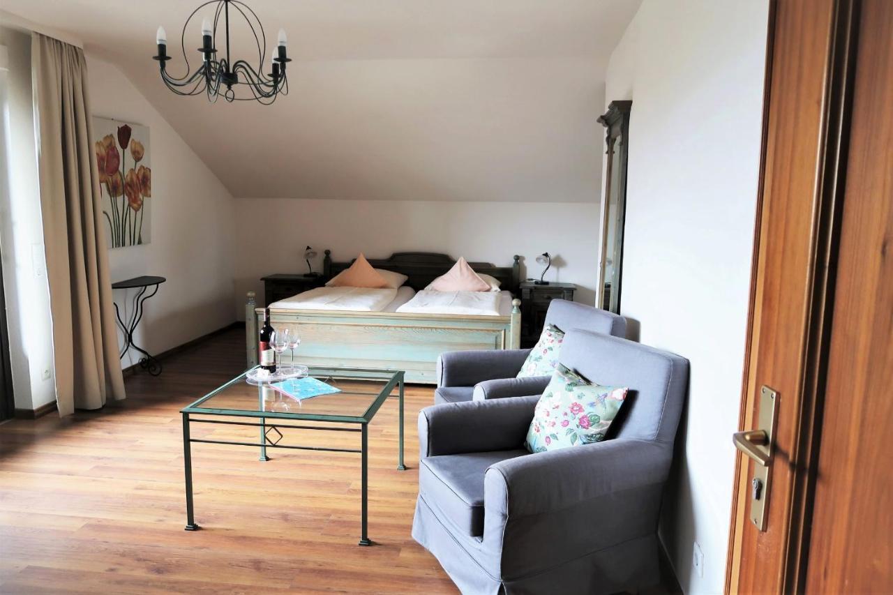 Hotel Garni Bellevue Bad Fussing Bagian luar foto