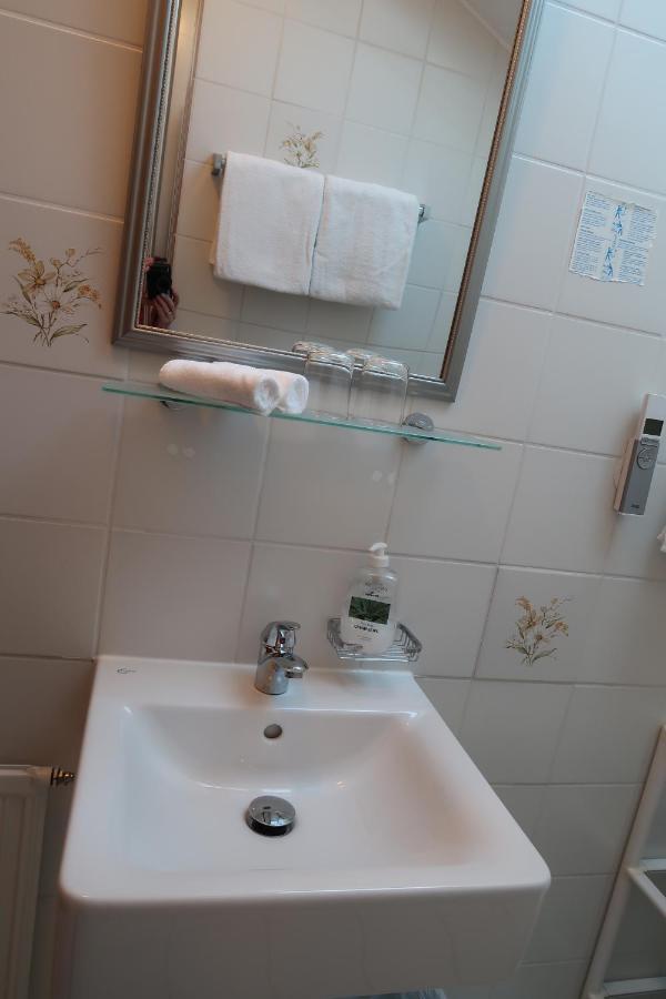 Hotel Garni Bellevue Bad Fussing Bagian luar foto