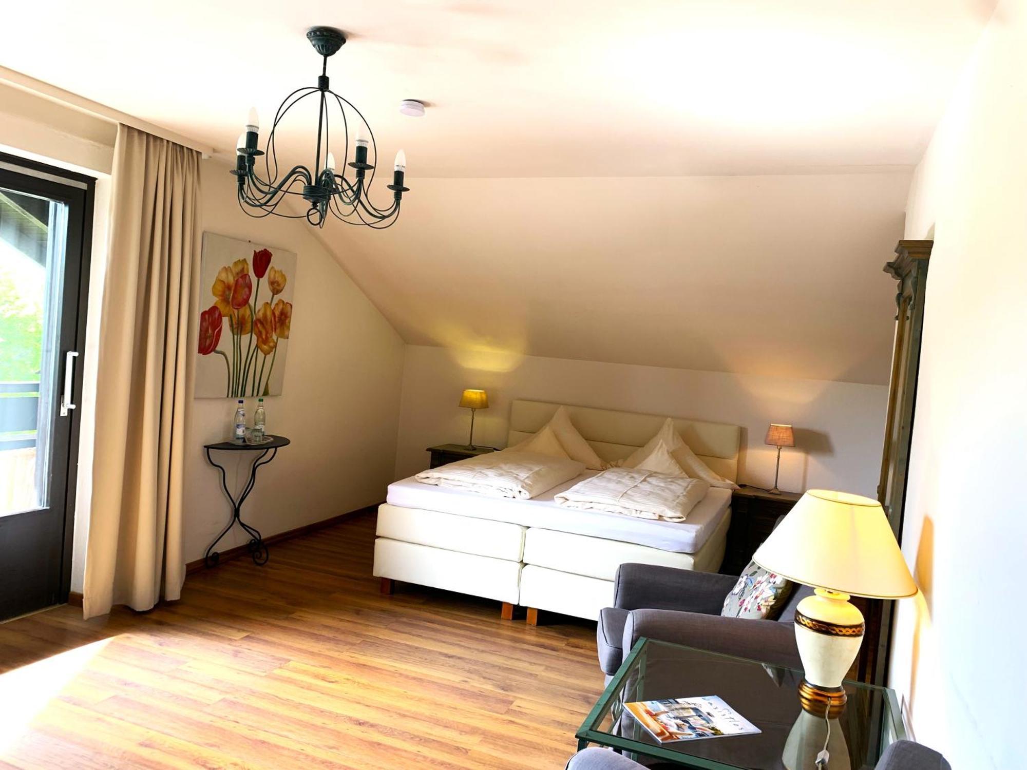 Hotel Garni Bellevue Bad Fussing Bagian luar foto