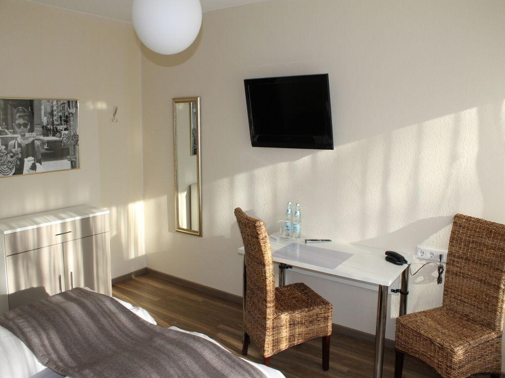 Hotel Garni Bellevue Bad Fussing Bagian luar foto