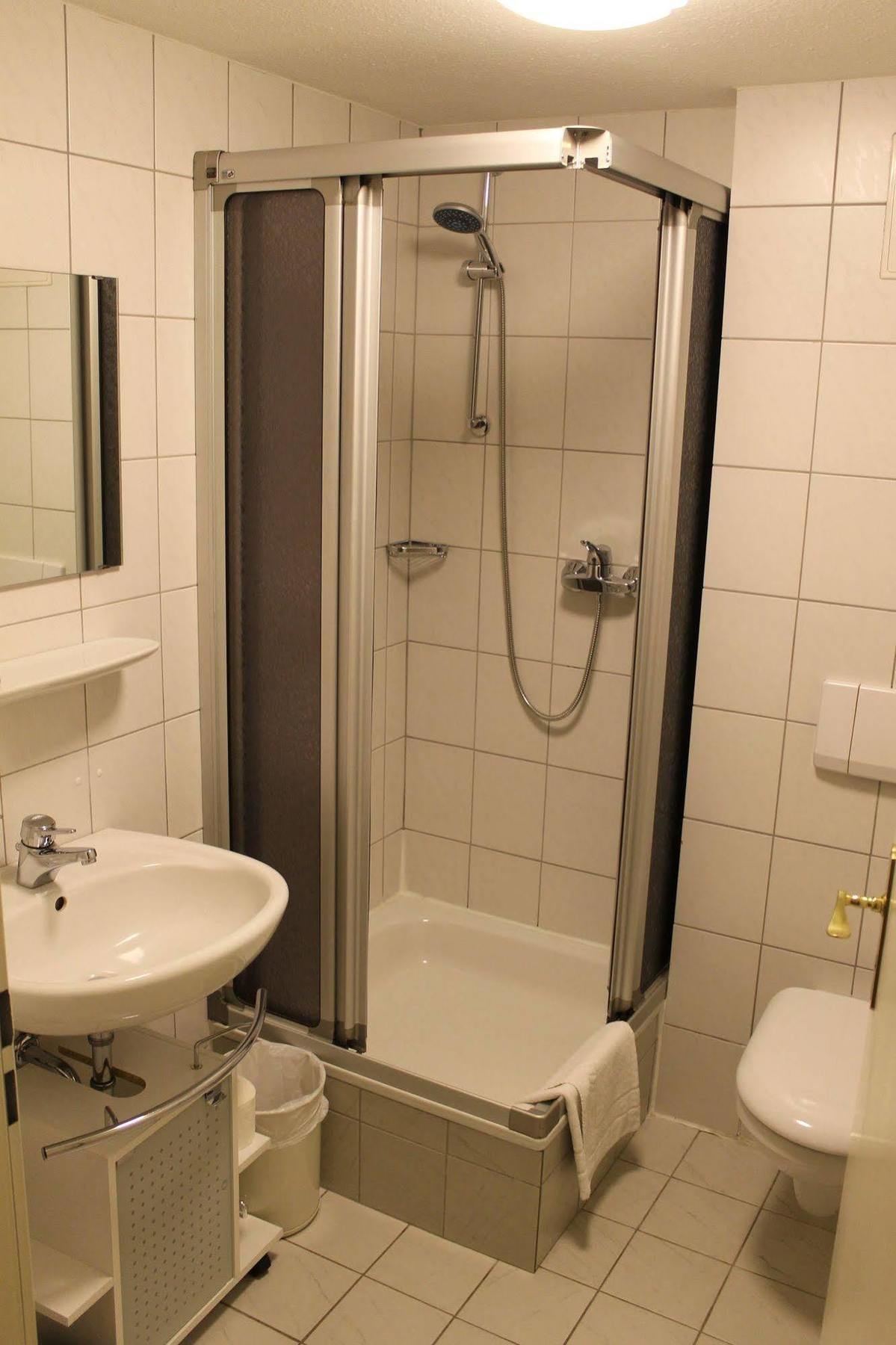 Hotel Garni Bellevue Bad Fussing Bagian luar foto